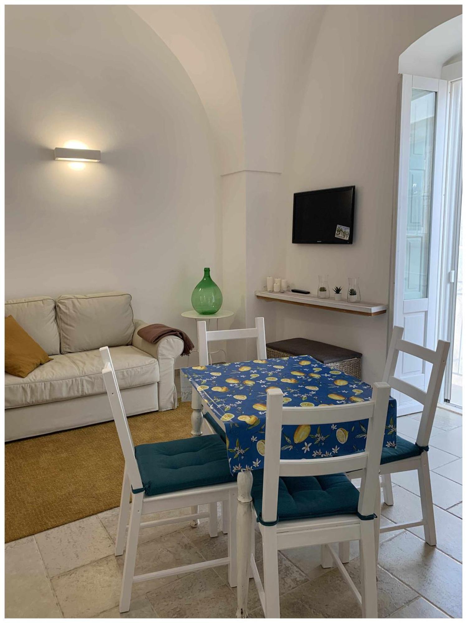 White Stone Flats & Studios Ostuni Habitación foto