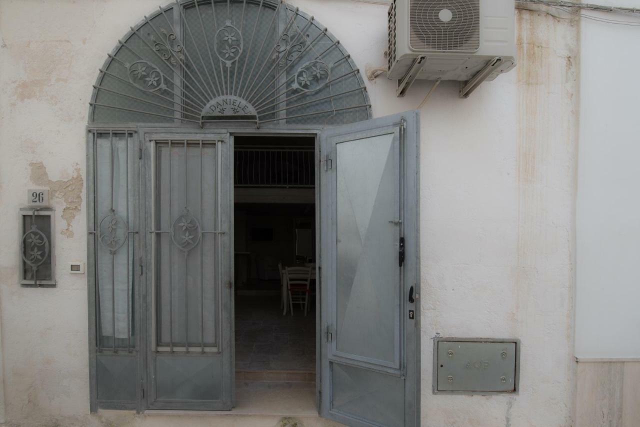 White Stone Flats & Studios Ostuni Habitación foto